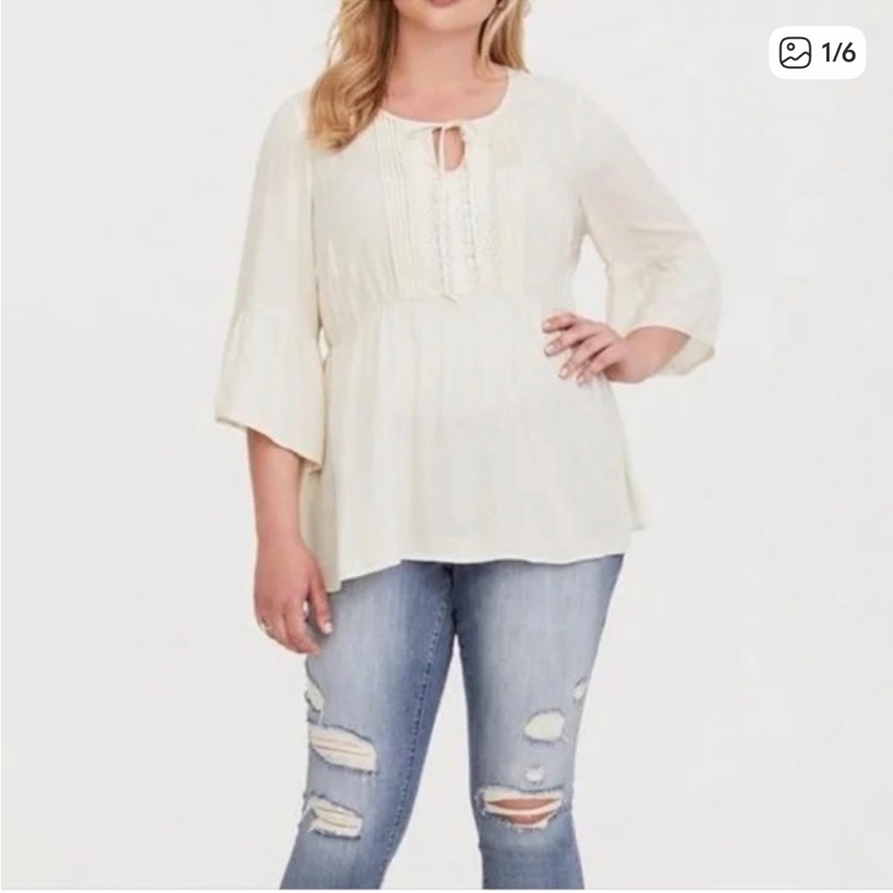 Torrid 3/4 Bell Sleeves Tie Front Pintuck / Lace Boho Top Blouse Sz 2X